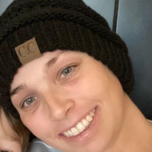 Meet your Posher, Brittney